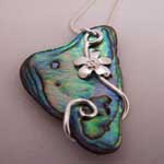 ABALONE FLOWER NECKLACE