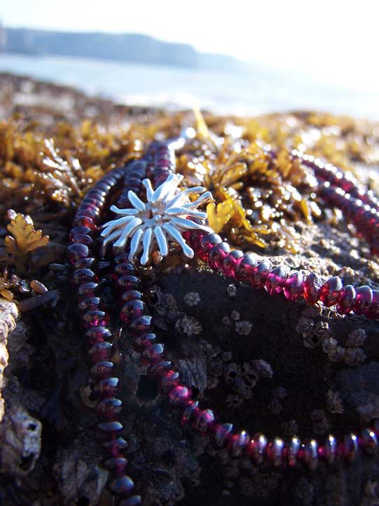 sea anemome necklace